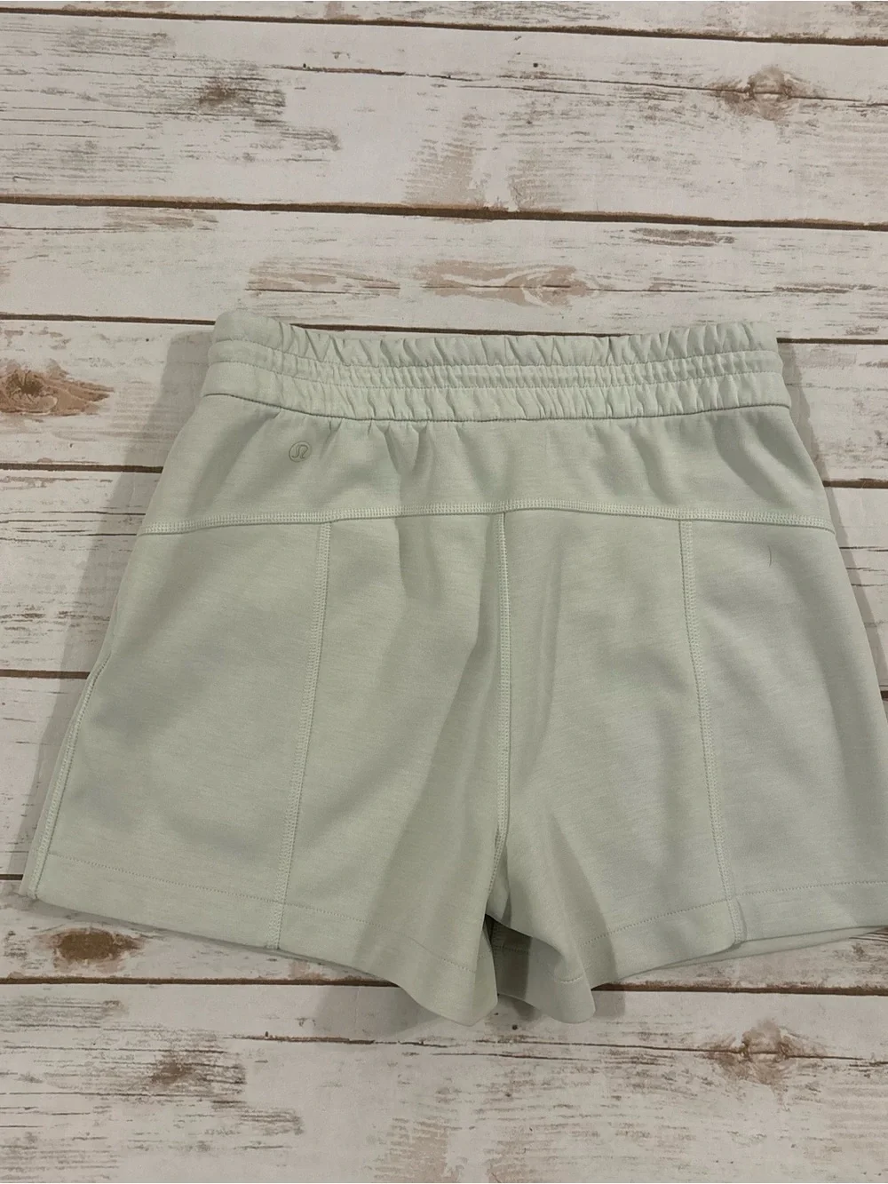 Lululemon Women’s Softstreme High-Rise Short 3.5
